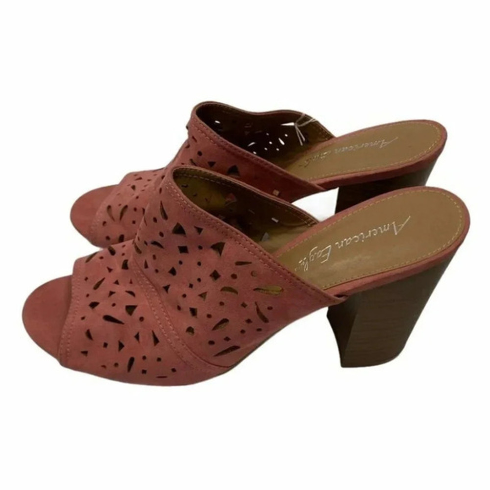 American Eagle NWT 11 pink laser cut 3.5” mules